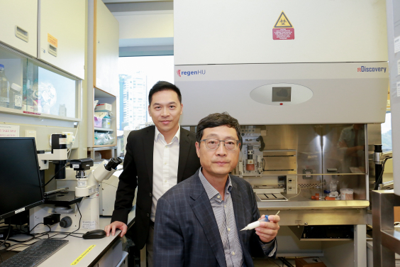 矯形及創傷外科學系楊偉國教授（左）和呂維加教授